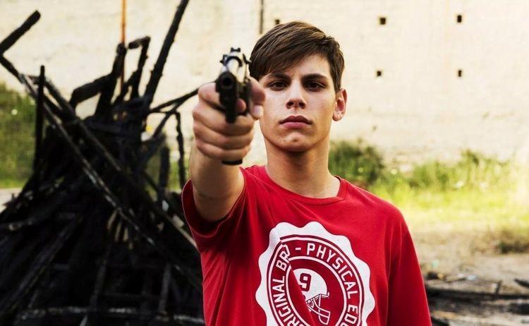 Dyskusja o kondycji męskości i pokaz filmu „Piranie”