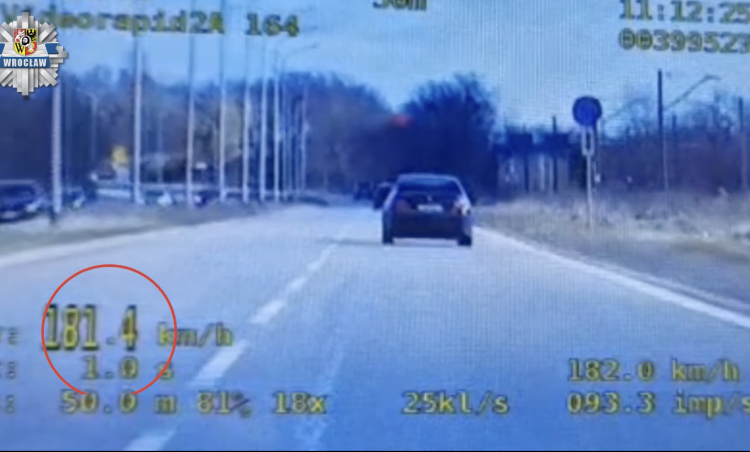 Pirat drogowy pędził 180 km/h pod Wrocławiem. 