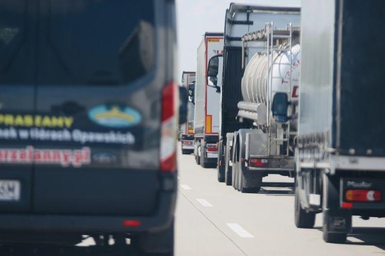 Wypadek na A4. Trasa Legnica-Wrocław całkowicie zablokowana