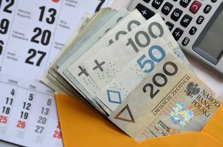 Podwyżki pensji we Wrocławiu. W niektórych branżach nawet ponad 1300 złotych