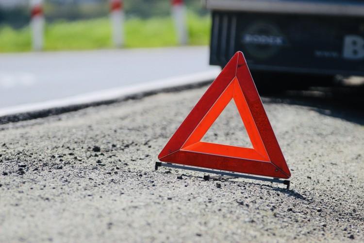 Awaria ciężarówki na A4. Zablokowany jeden pas w stronę Wrocławia