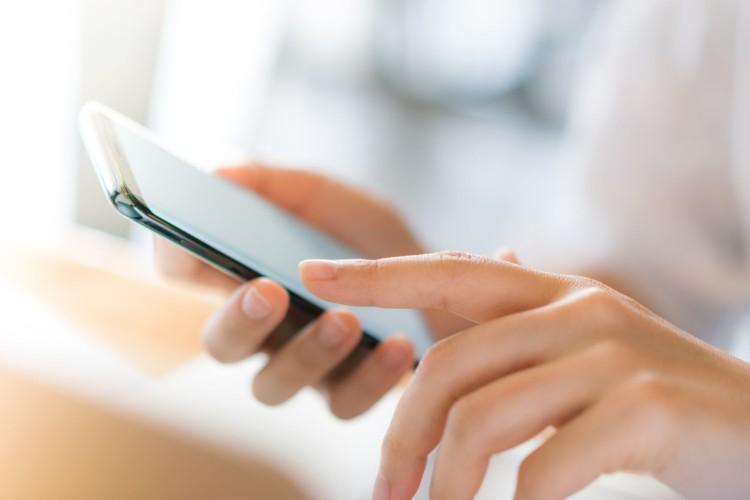 Etui na telefon HUAWEI - jakie wybrać?