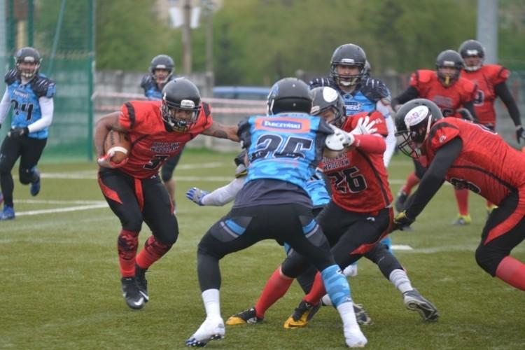 Husaria zdobyła Olimpijski - Outlaws bez punktów i bez wygranej