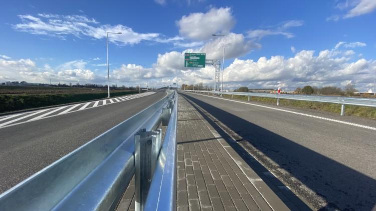 Otwarty kolejny odcinek obwodnicy Wrocławia. To 10 km nowej trasy