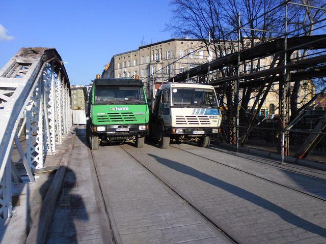 Remont mostów Młyńskich na półmetku, do Euro będą gotowe