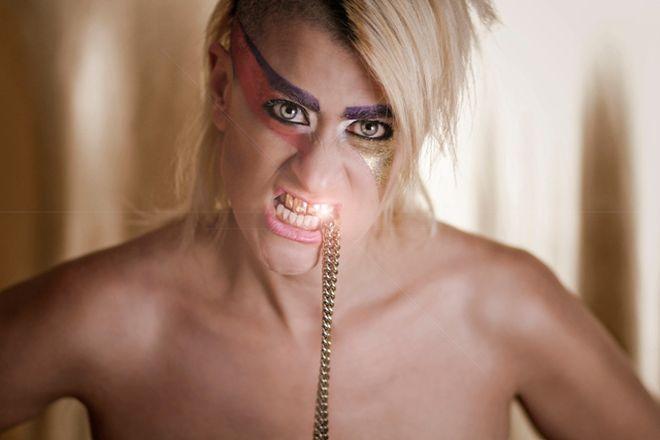 Peaches i Dean Blunt zamykają program muzyczny 7. AVANT ART FESTIVAL. Ruszyła sprzedaż biletów