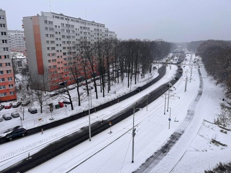 Zima we Wrocławiu. Piątkowy powrót do domu zapowiada się kiepsko