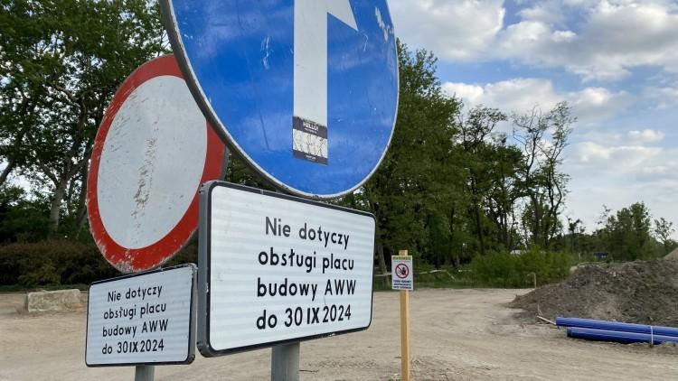 Aleja Wielkiej Wyspy będzie budowana rok dłużej? Sprawdzamy
