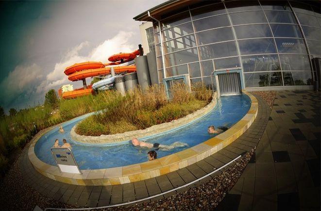 Aquapark: nowa zjeżdżalnia ze stroboskopem