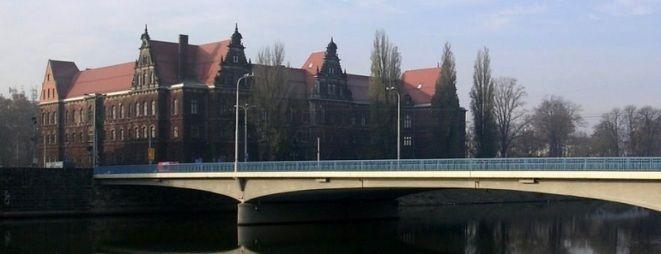 Roboty na moście Pokoju idą szybciej niż zakładano. Drogowcy wykonają prace zaplanowane na 2015