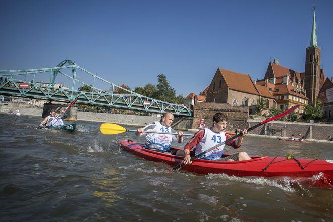 W sobotę sto załóg wystartuje w Red Bull Wiosłem po Odrze