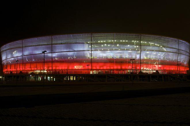 Stadion Wrocław zamieni się w wielką biało-czerwoną flagę