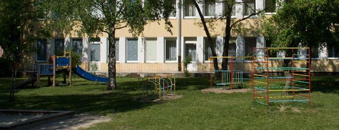 Nie będzie zmian na przyszkolnych placach zabaw
