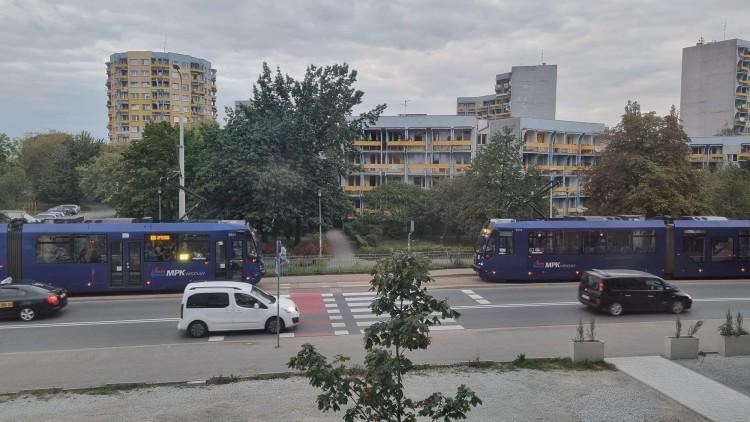 Bardzo groźnie na Przyjaźni: dwa tramwaje jechały wprost na siebie!