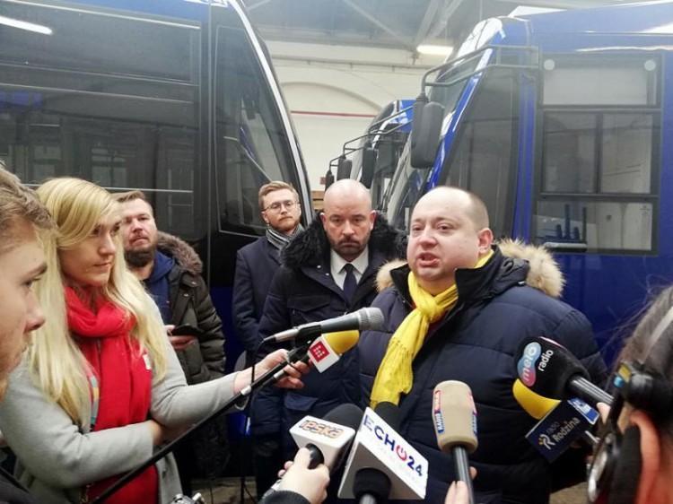 Wrocław rezygnuje z zakupu nowych tramwajów. Prezes MPK wskazuje winnych