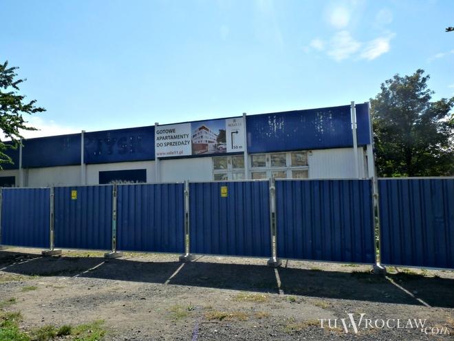 Market nieopodal placu Jana Pawła II poszedł do rozbiórki. Szykuje się tam nowa inwestycja