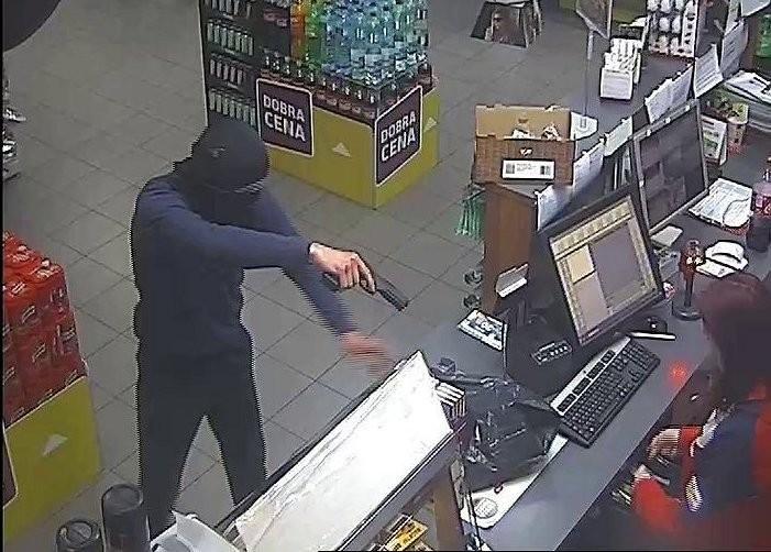 Wrocław: Bandycka strzelanina na Nowych Żernikach. Policja ma zdjęcia sprawców