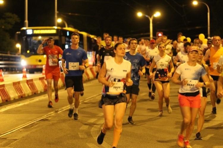 Półmaraton Wrocław odetnie od centrum kilka osiedli. Objazd: 12 kilometrów! Nie dojedzie nawet MPK