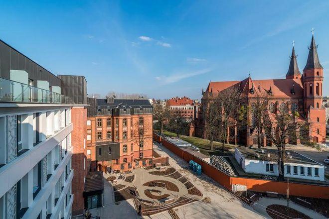 Na przełomie kwietnia i maja we Wrocławiu otworzą pierwsze w Polsce centrum Angel Care. Sam budynek jest gotowy