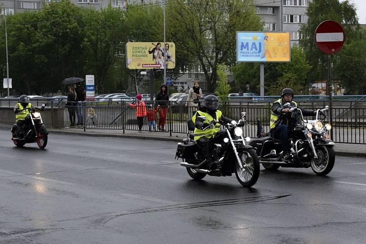 Moto Kropla 2019. Kilkuset motocyklistów przejechało przez miasto [ZDJĘCIA]