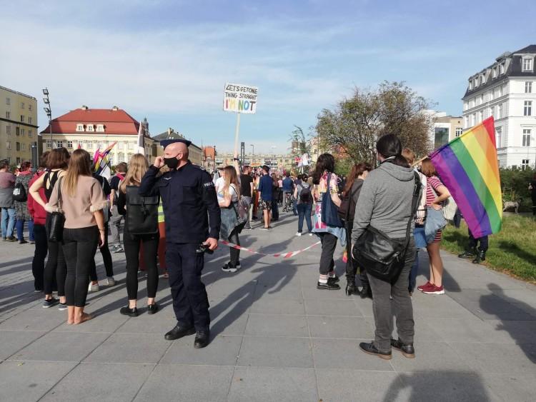 Przez Wrocław przeszedł 12. Marsz Równości [ZDJĘCIA]