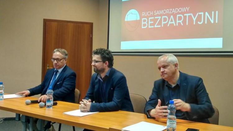 Wspólne listy bezpartyjnych samorządowców coraz bliżej. Nowa koalicja w sejmiku jeszcze we wrześniu?