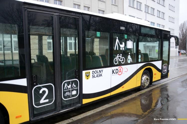 Autobusy Kolei Dolnośląskich. To doraźna odpowiedź na wykluczenie komunikacyjne