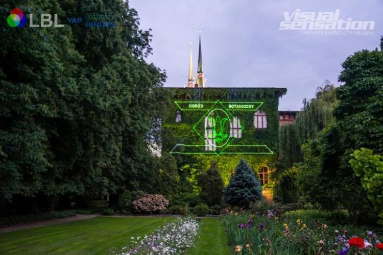 Duże zainteresowanie iluminowanym ogrodem we Wrocławiu. Pokazy wydłużone do walentynek