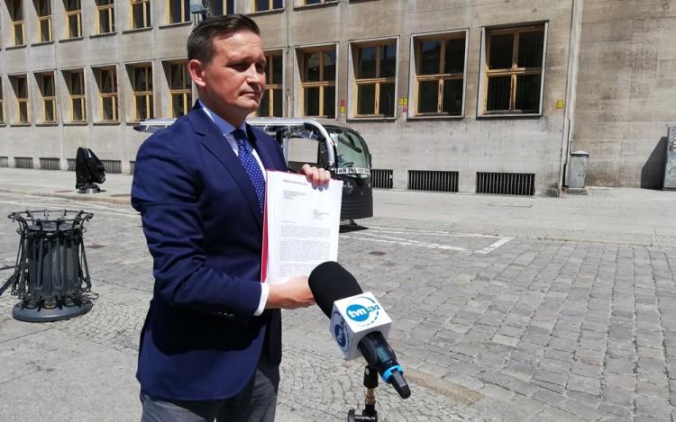 Wrocławski poseł składa wniosek o kontrolę NIK