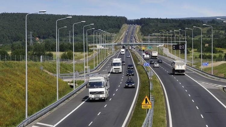 Karambol na A4. Zderzyło się 5 tirów