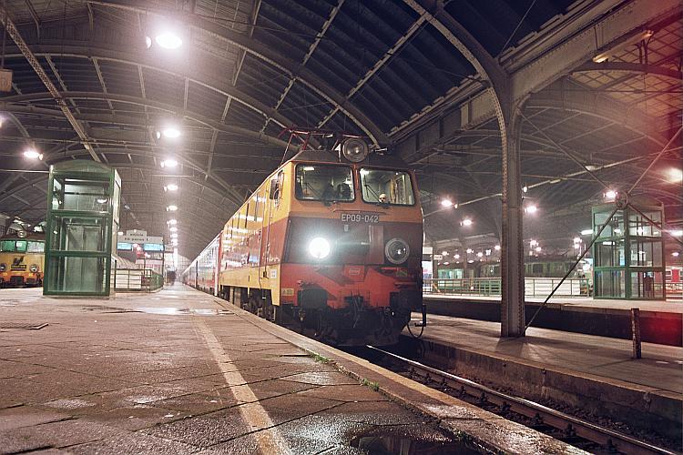 Zmień odjazdy pociągów, urzędnicy czekają na propozycje rozkładu od pasażerów