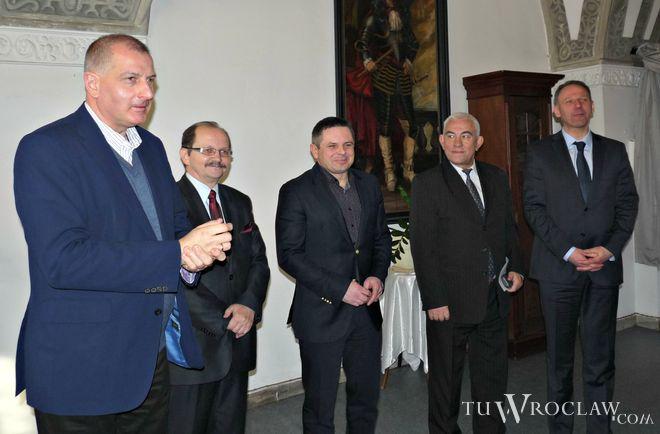 Będzie wielka koalicja Rafała Dutkiewicza z PO, SLD i PSL w regionie. Marszałek do wymiany