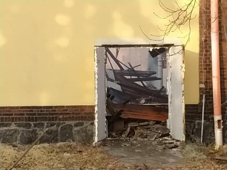 Duży pożar hali magazynowej na Stabłowicach [ZDJĘCIA, WIDEO]