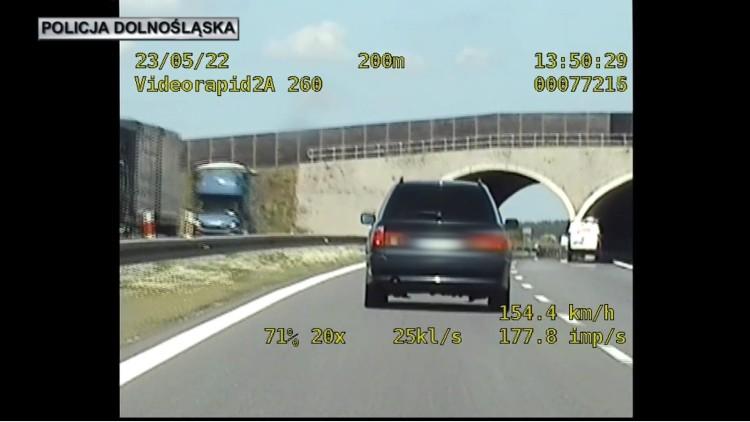 Z promilami i za szybko. 39-letni kierowca BMW przyłapany przez policję [WIDEO]