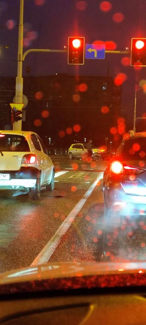 Wrocław: Ogromne korki po wypadku przy moście Osobowickim