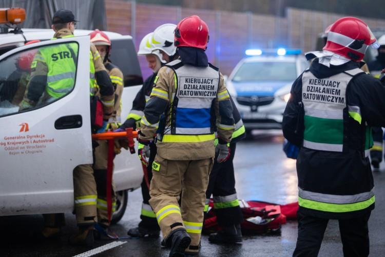 Wypadek na A4 koło Bielan Wrocławskich. Są utrudnienia