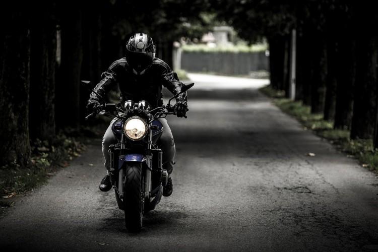 Wrocław: policyjny pościg za 22-letnim motocyklistą