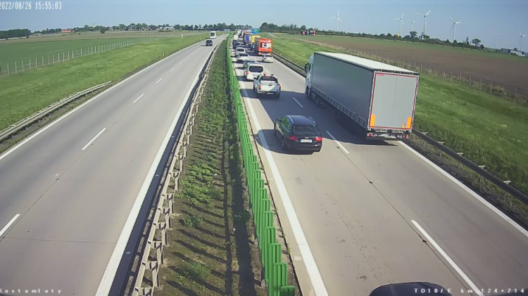 Korki na głównych drogach: wypadki i awarie