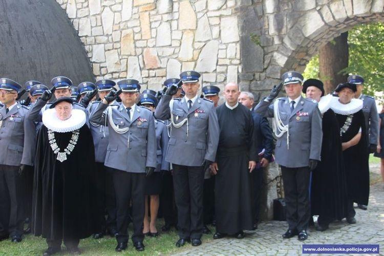 Święto Policji. Oddano hołd poległym i zamordowanym policjantom