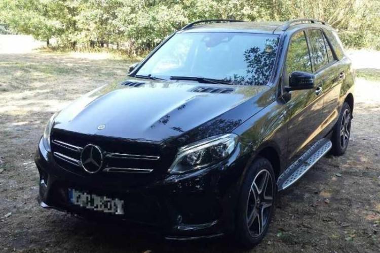 Policjanci odzyskali skradzionego Mercedesa o wartości pół miliona złotych