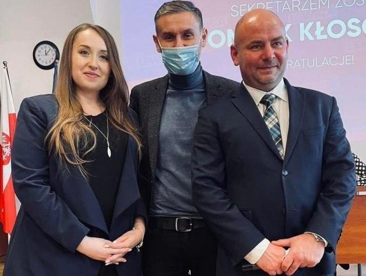 Lewica krytykuje urząd, a tam pracuje ich człowiek