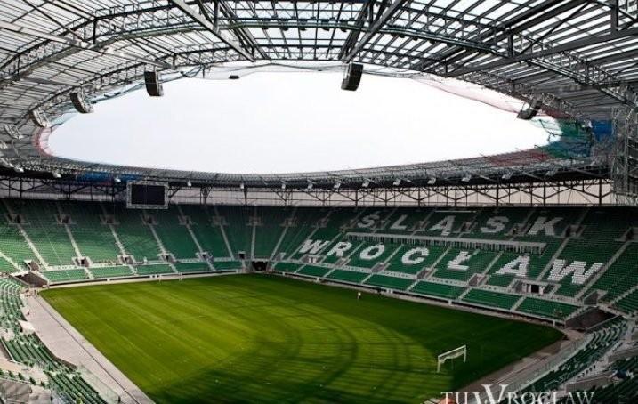Finał europejskich pucharów we Wrocławiu. Jest decyzja UEFA