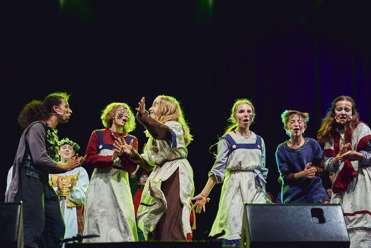 Taniec, teatr i cyrk w jednym spektaklu. Brave Kids wystąpią we Wrocławiu [ZDJĘCIA]
