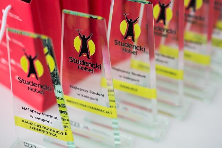 Dwanaścioro studentów z Wrocławia zostało wyróżnionych Studenckim Noblem