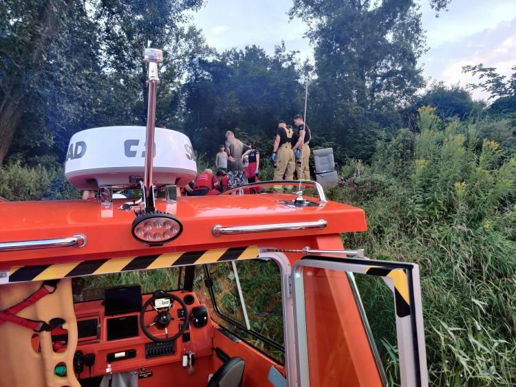 Wrocław: Śmiertelny wypadek na Odrze. Człowiek wypadł z kajaka
