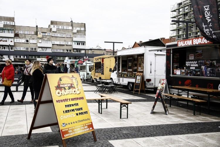 Wrocław Food Truck Festival. Otwarcie sezonu na placu Nowy Targ [ZDJĘCIA]