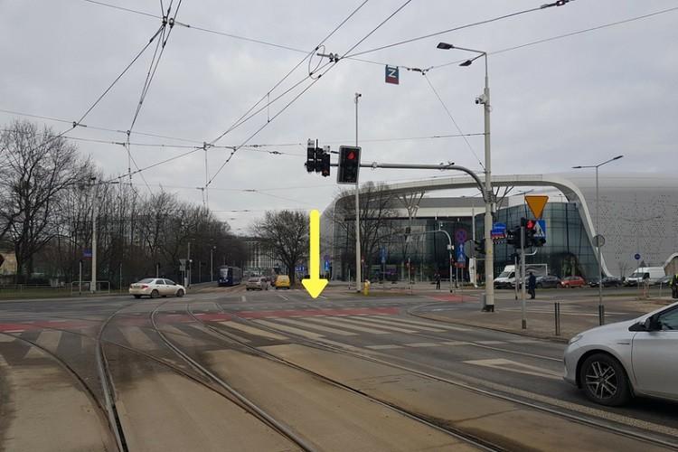 Utrudnienia przy Wroclavii. Fragment skrzyżowania zamknięty