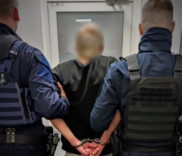 Demolka w kościele i kradzież skarbonek na datki. 35-latek trafił do aresztu