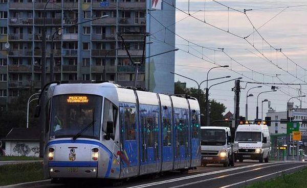 Urząd miasta: przepraszamy za kłopoty, tramwaj na Gaj ruszy w niedzielę