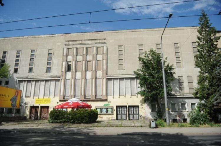 W dawnym kinie Lwów powstanie klub fitness. Zabytkowy obiekt sprzedany
